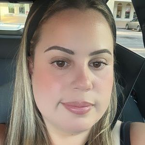 Meet your Posher, Beatriz